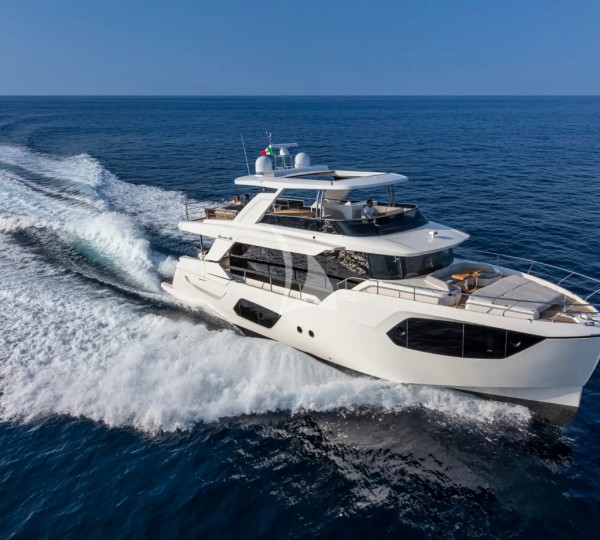 Motor yacht '460Exp-115' – first explorer yacht launched by